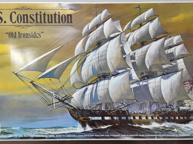 ������ USS Constitution Revell 1:96