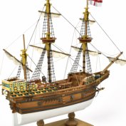 MAYFLOWER FIRST STEP 1:135